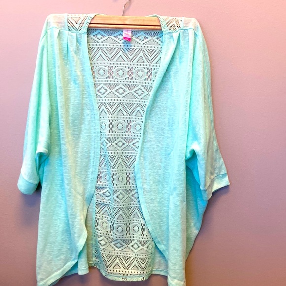 No Boundaries Sweaters - Woman’s mid sleeved , crochet back dressy turquoise pull on sweater. Like new.